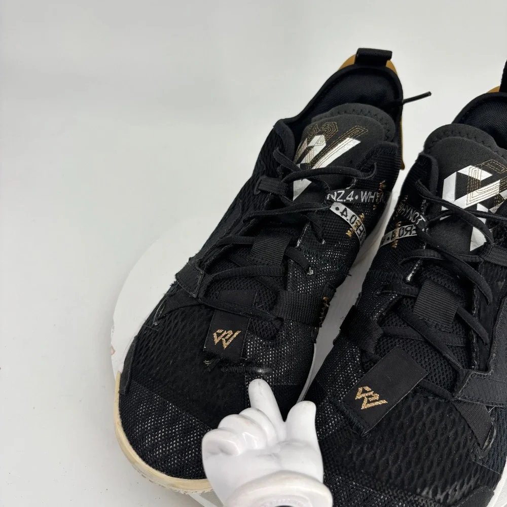 Jordan Why Not Zer0.4 Basketball Shoes Mens Sz 9.5 Black Gold CQ4230-001